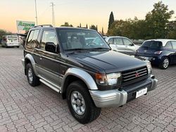 Grigio Usata 1996 Mitsubishi Pajero SUV | 28.900 €