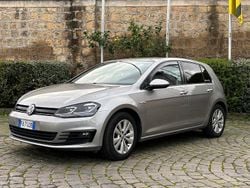 Grigio Usata 2015 VW Golf Highline Tre volumi | 9000 € (Ottimo prezzo)