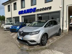 Argento metallizzato Usata 2016 Renault Espace Initiale Paris Monovolume | 17.900 € (Molto cara)