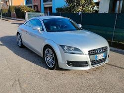 Argento Usata 2006 Audi TT Ambiente Coupé | 11.500 € (Buon prezzo)