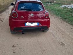 Rosso Usata 2009 Alfa Romeo MiTo Due volumi | 2800 € (Ottimo prezzo)