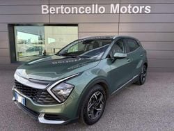 Verde Usata 2023 Kia Sportage Style SUV | 24.900 € (Buon prezzo)