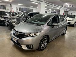 Grigio Usata 2016 Honda Jazz Due volumi | 9900 € (Buon prezzo)