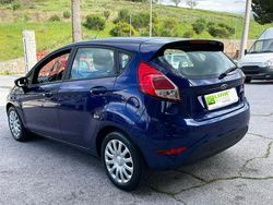 Blu Usata 2016 Ford Fiesta Titanium Due volumi | 6900 € (Cara)