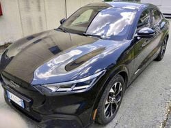 Nero Usata 2022 Ford Mustang Mach-E Extended Range SUV | 27.500 € (Buon prezzo)