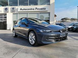 Dolphin grey met. Usata 2025 VW Golf VIII IQ Drive Tre volumi | 30.900 € (Buon prezzo)