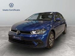 Reef blue metallizzato Usata 2023 VW Polo Life Tre volumi | 17.900 € (Buon prezzo)