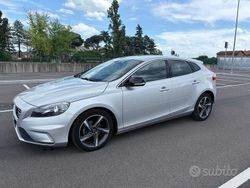 Grigio Usata 2014 Volvo V40 R-Design Tre volumi | 8500 € (Buon prezzo)
