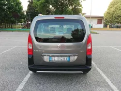 Grigio Usata 2011 Peugeot Partner Tepee Outdoor Monovolume | 4500 € (Cara)