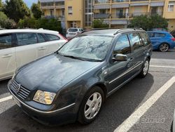 Usata 2001 VW Bora Highline Tre volumi | 4000 € (Molto cara)