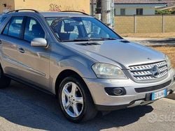 Marrone Usata 2008 Mercedes 320 Station wagon | 7500 €