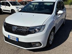 Bianco Usata 2020 Dacia Sandero Comfort Tre volumi | 9500 € (Ottimo prezzo)