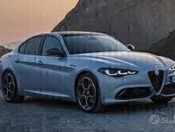 Grigio Nuova 2025 Alfa Romeo Giulia Sprint Tre volumi | 42.600 €