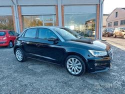 Nero Usata 2017 Audi A1 Admired Tre volumi | 9900 € (Ottimo prezzo)