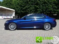 Blu Usata 2017 Alfa Romeo Giulia Veloce Tre volumi | 26.500 € (Cara)
