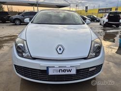 Bianco Usata 2012 Renault Laguna Coupé Coupé | 3999 €