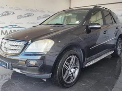 Grigio Usata 2007 Mercedes ML320 SUV | 6900 € (Buon prezzo)