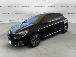 Nero Usata 2023 Renault Clio V Evolution Due volumi | 16.900 € (Buon prezzo)