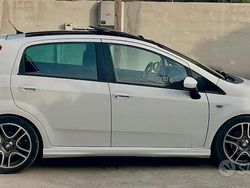 Bianco Usata 2009 Fiat Grande Punto Sport Due volumi | 4500 €