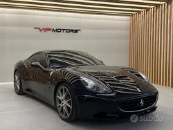 Usata 2012 Ferrari California Cabrio | 128.000 € (Buon prezzo)