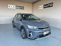 Grigio Usata 2022 Kia Stonic Style SUV | 13.600 € (Buon prezzo)
