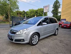 Grigio Usata 2009 Opel Zafira Cosmo Monovolume | 4900 € (Cara)