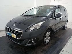 Nero metallizzato Usata 2016 Peugeot 5008 Allure | 8500 € (Buon prezzo)