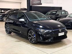 Nero Usata 2022 VW Golf VIII R Tre volumi | 39.900 € (Buon prezzo)