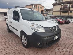 Bianco(met.) Usata 2021 Nissan NV250 Furgone | 8900 € (Ottimo prezzo)