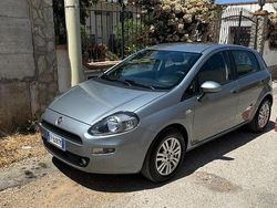 Usata 2013 Fiat Punto Tre volumi | 4000 € (Buon prezzo)