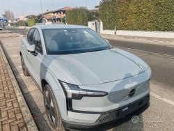 Grigio Usata 2024 Volvo EX30 Core SUV | 28.900 € (Buon prezzo)