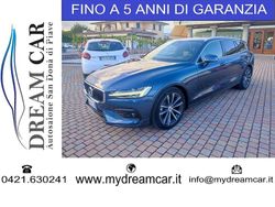 Blu Usata 2021 Volvo V60 Business Edition Station wagon | 21.500 €