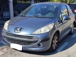 Grigio Usata 2006 Peugeot 207 Due volumi | 2700 € (Buon prezzo)