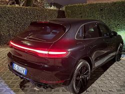 Nero Usata 2020 Porsche Macan SUV | 47.999 € (Buon prezzo)