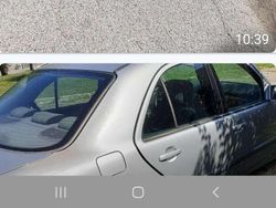 Grigio Usata 2001 Mercedes E220 Tre volumi | 2000 €