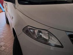 Bianco Usata 2015 Lancia Ypsilon Gold Due volumi | 7000 €