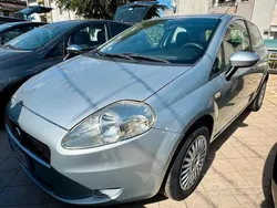 Argento Usata 2006 Fiat Grande Punto Active Due volumi | 1990 € (Ottimo prezzo)