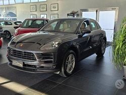 Grigio scuro Usata 2021 Porsche Macan SUV | 56.990 € (Super prezzo)
