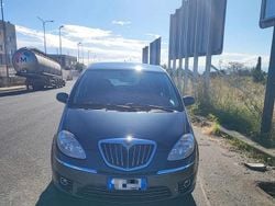 Grigio Usata 2009 Lancia Musa Monovolume | 4990 €