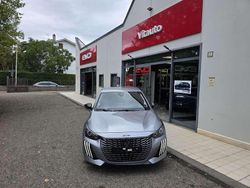 Grigio Usata 2024 Peugeot 208 Allure Due volumi | 17.990 € (Molto cara)