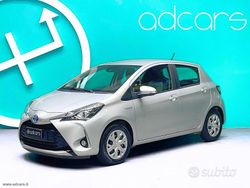 Argento Usata 2019 Toyota Yaris Hybrid Business Edition Tre volumi | 13.400 € (Buon prezzo)