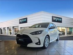 Bianco Usata 2023 Toyota Yaris Active Tre volumi | 13.900 € (Buon prezzo)