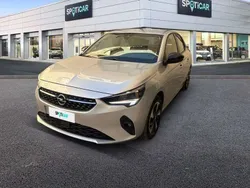 Grigio Usata 2023 Opel Corsa-e Design & Tech Due volumi | 18.900 € (Ottimo prezzo)