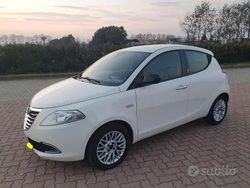 Bianco Usata 2013 Lancia Ypsilon Due volumi | 6800 €