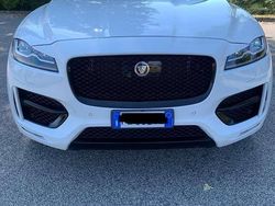 Usata 2020 Jaguar F-Pace R-Sport SUV | 25.800 € (Molto cara)