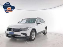 Pure white Usata 2022 VW Tiguan Life SUV | 27.000 € (Buon prezzo)