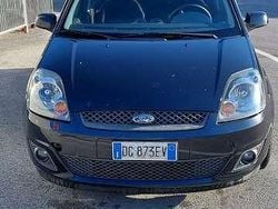 Nero Usata 2007 Ford Fiesta Titanium Due volumi | 1900 € (Ottimo prezzo)