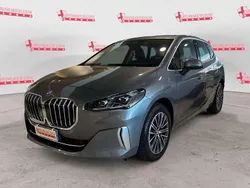 Grigio Usata 2023 BMW 220 Active Tourer Luxury Line Monovolume | 31.800 € (Buon prezzo)