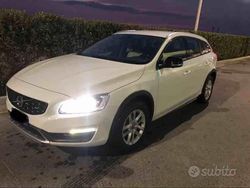 Bianco Usata 2015 Volvo V60 CC Station wagon | 14.000 €