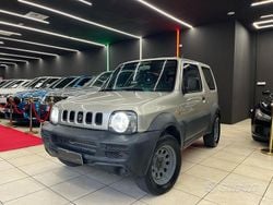Grigio Usata 2008 Suzuki Jimny SUV | 11.900 € (Buon prezzo)